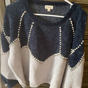 POL Women's Sweater with Navy and Grey Design